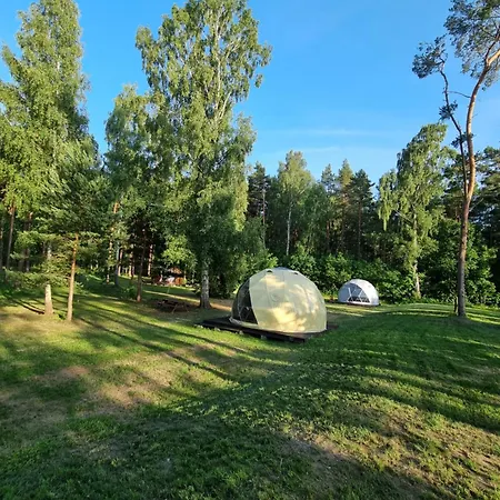Sprancu Glempings Bernāti